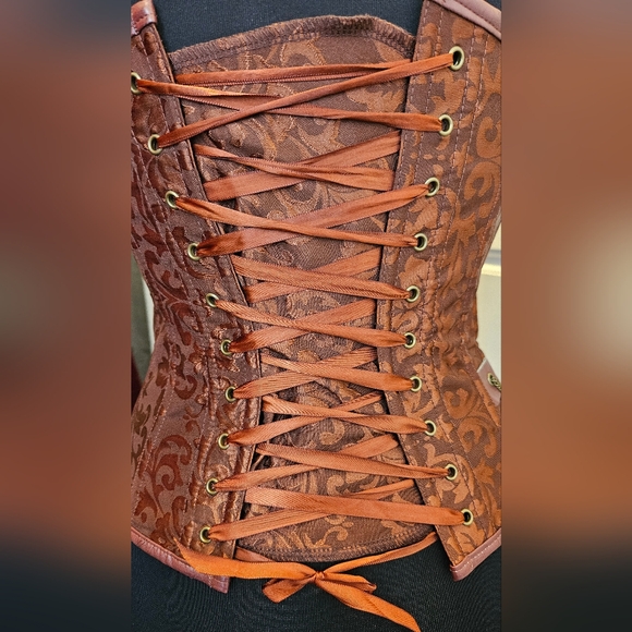 Steampunk/ Pirate Corset with Buckle Details - Picture 7 of 10